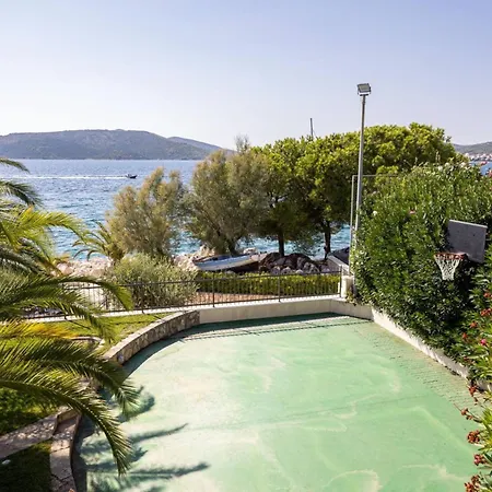 Paradise Heated Pool Near Sea Jacuzzi Sauna Donji Okrug (Ciovo)