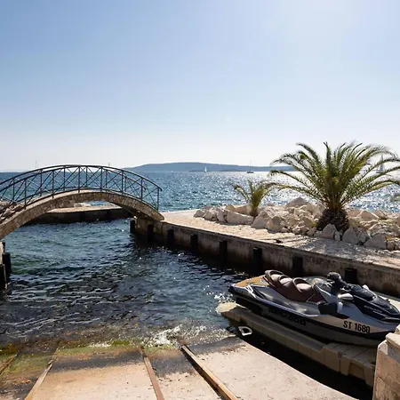 Villa Paradise Heated Pool Near Sea Jacuzzi Sauna *
