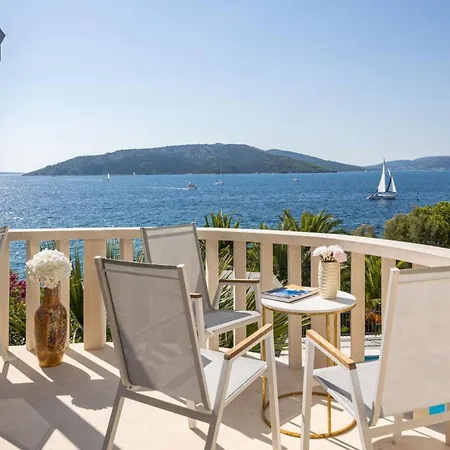 Villa Paradise Heated Pool Near Sea Jacuzzi Sauna Donji Okrug (Ciovo)