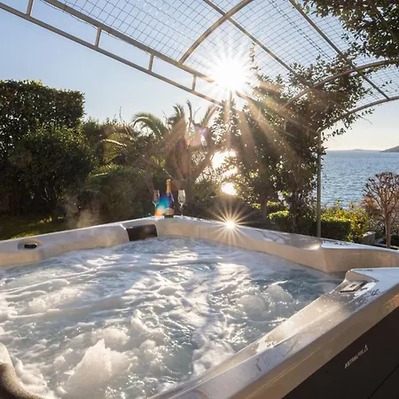 Paradise Heated Pool Near Sea Jacuzzi Sauna Villa *