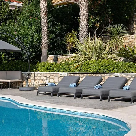 Paradise Heated Pool Near Sea Jacuzzi Sauna Villa Donji Okrug (Ciovo)